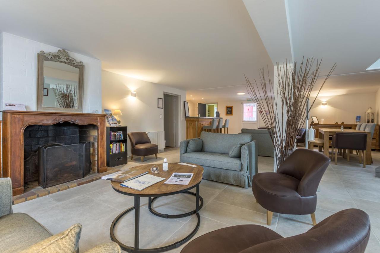 Hotel Le Clos Fleuri Le Palais Esterno foto