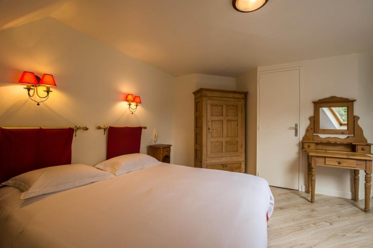 Hotel Le Clos Fleuri Le Palais Esterno foto